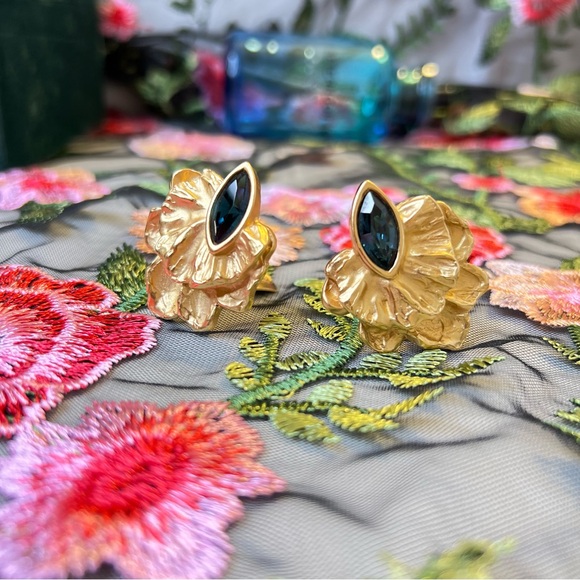 RARE YSL Earrings Clip On Gold Plated Authentic Yves Saint Laurent Jewelry - Picture 5 of 8